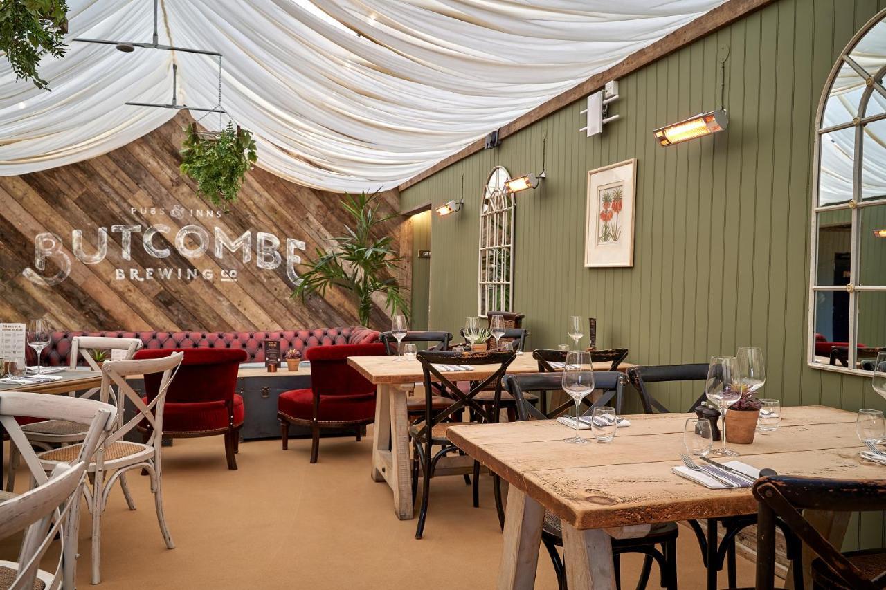 The Horse And Groom Inn マルムズベリー エクステリア 写真