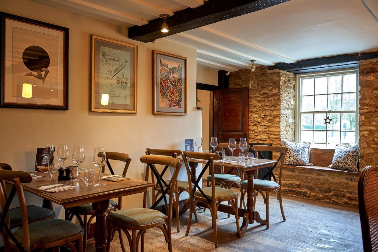 The Horse And Groom Inn マルムズベリー エクステリア 写真